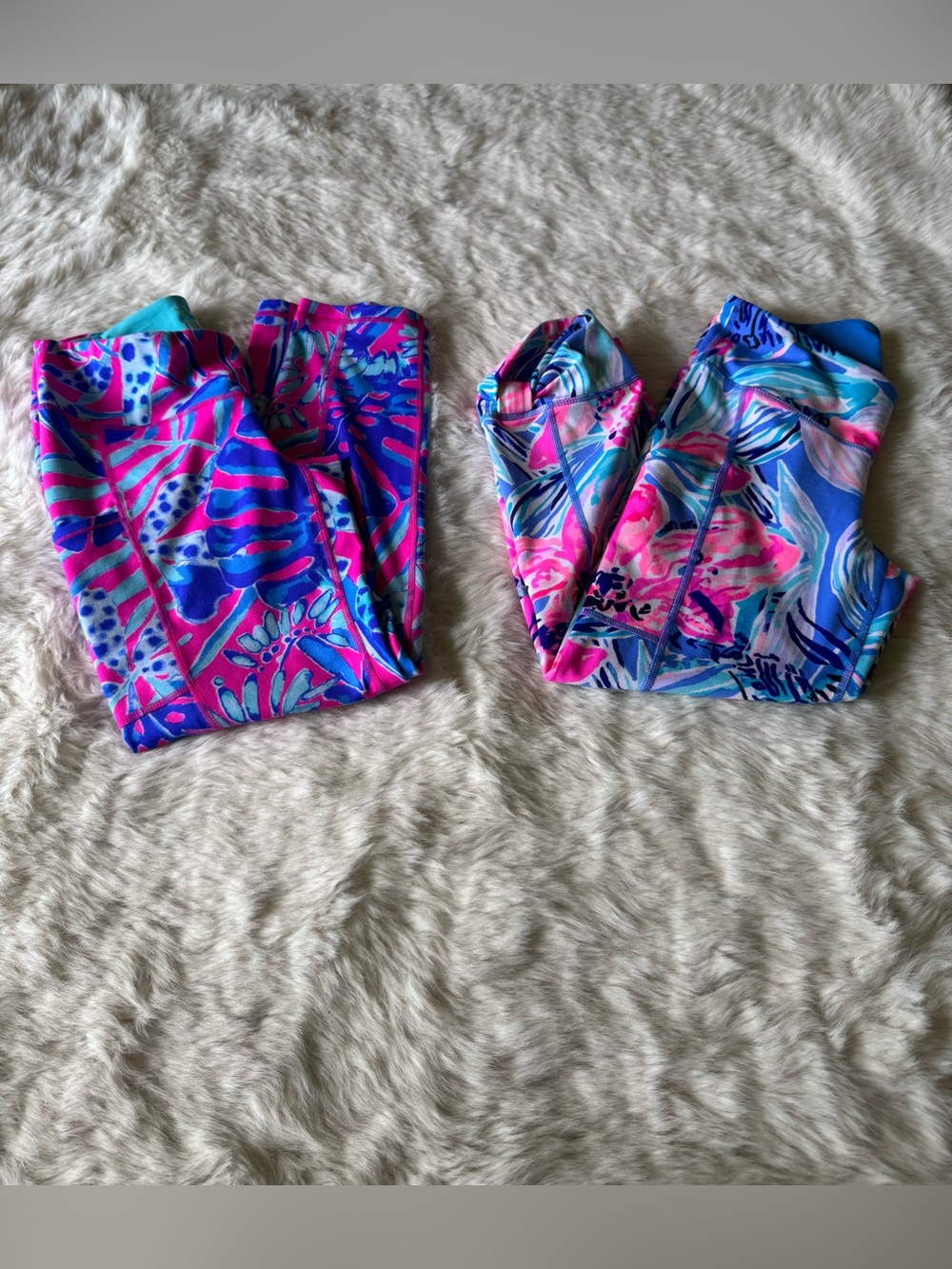 Lilly Pulitzer Multicolor Pink Blue Tropical Print  Leggings in bundle